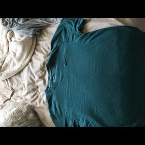 nike tee
